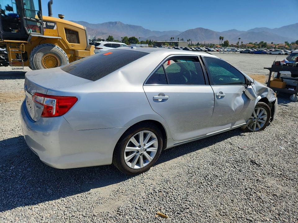 Photo 3 from auction – 2014 TOYOTA CAMRY XLE with VIN 4T1BF1FK3EU839366