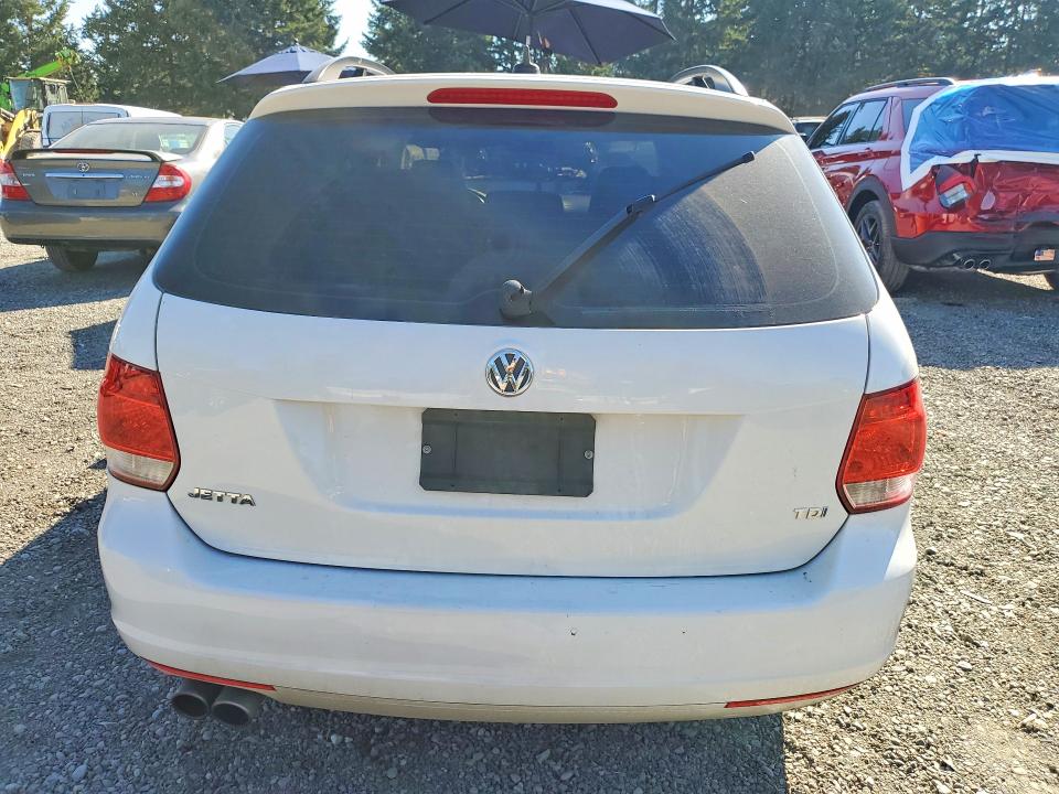 Photo 6 from auction – 2013 VOLKSWAGEN JETTA with VIN 3VWPL7AJ4DM692172