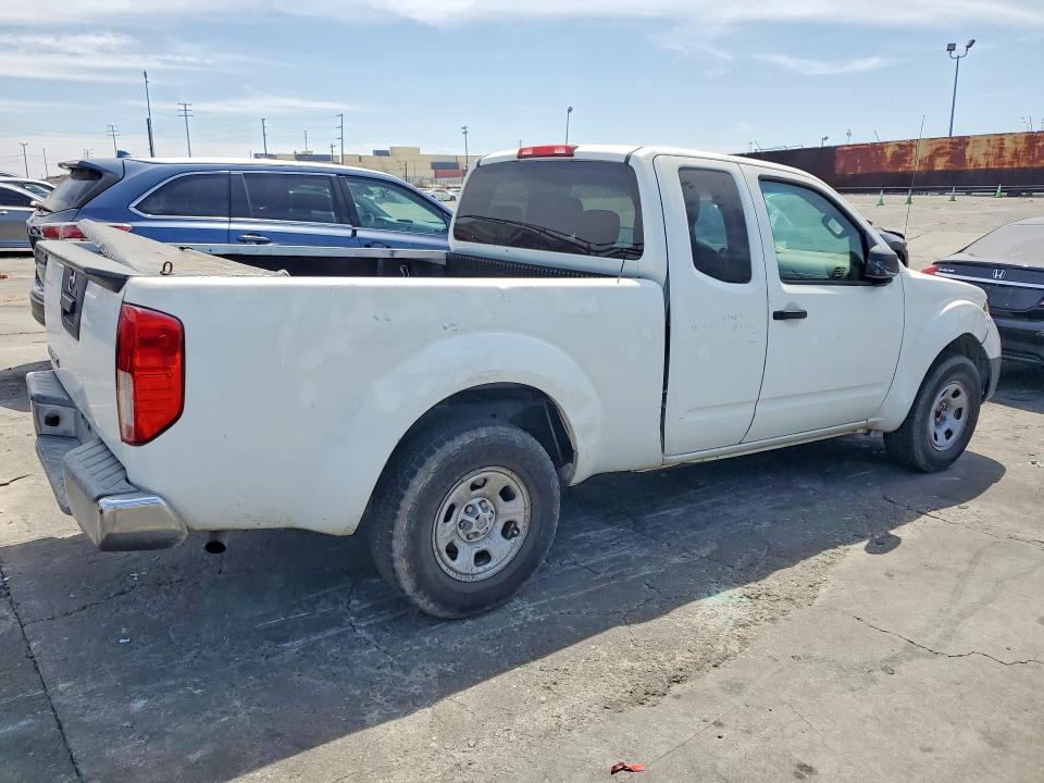 Photo 3 from auction – 2015 NISSAN FRONTIER with VIN 1N6BD0CT8FN712770