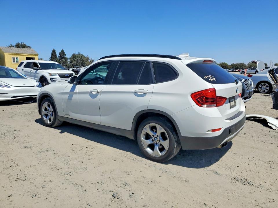 صورة رقم 2 من المزاد - 2014 BMW X1 مع VIN WBAVM1C50EVW52163