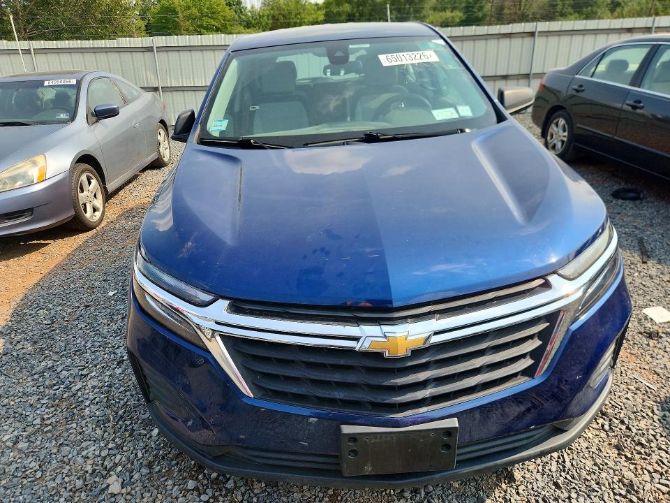 Photo 5 from auction – 2022 CHEVROLET EQUINOX with VIN 3GNAXFEV7NS152467
