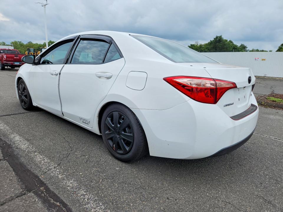 صورة رقم 2 من المزاد - 2018 TOYOTA COROLLA مع VIN 5YFBURHE1JP803067