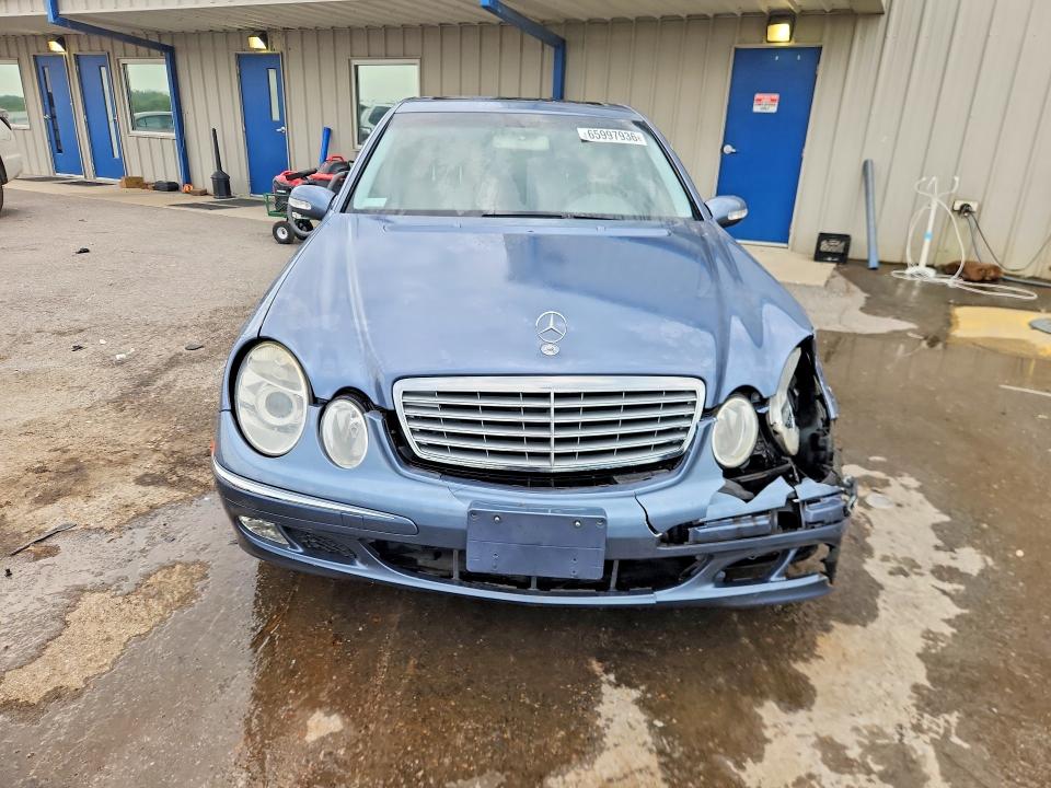 Photo 5 from auction – 2003 MERCEDES-BENZ E with VIN WDBUF65J73A340764