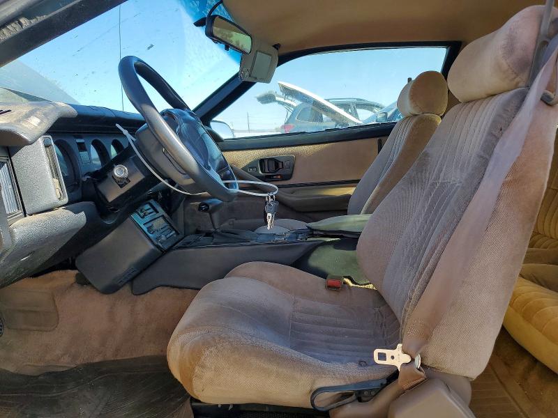 Photo 7 from auction – 1992 PONTIAC FIREBIRD with VIN 1G2FS23E2NL227403