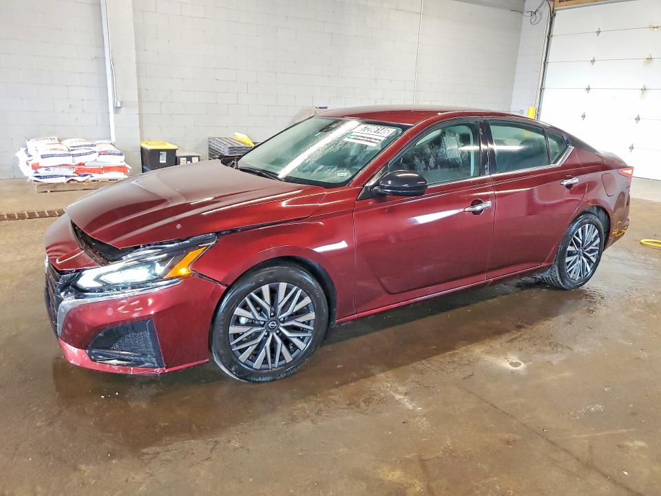 NISSAN ALTIMA 2025 with VIN 1N4BL4DV2SN350111 - Photo from auction
