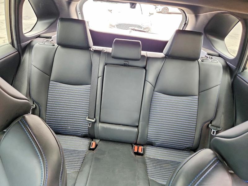 Photo 10 from auction – 2019 TOYOTA RAV4 with VIN 2T3EWRFV5KW042545
