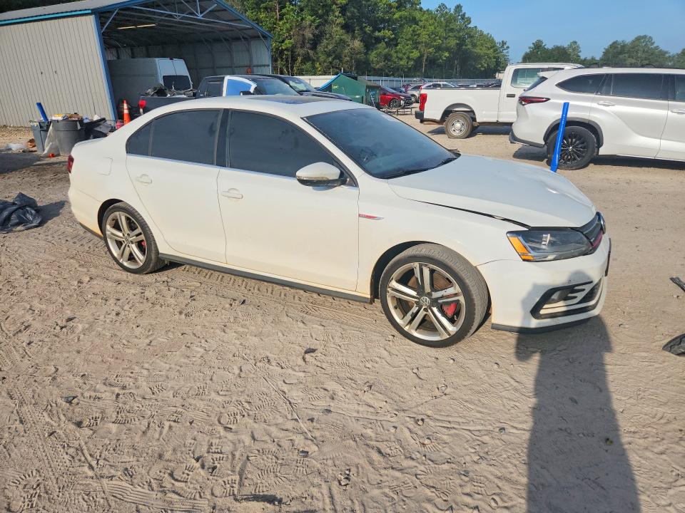 Photo 4 from auction – 2017 VOLKSWAGEN JETTA with VIN 3VW5T7AJ7HM359557
