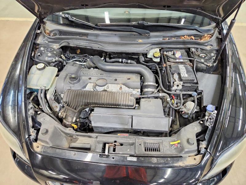 Photo 11 from auction – 2012 VOLVO C70 with VIN YV1672MC7CJ129626