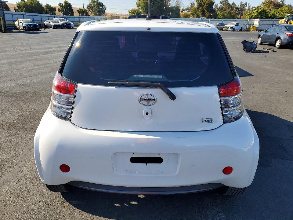 Photo 6 from auction – 2012 SCION IQ with VIN JTNJJXB01CJ013731