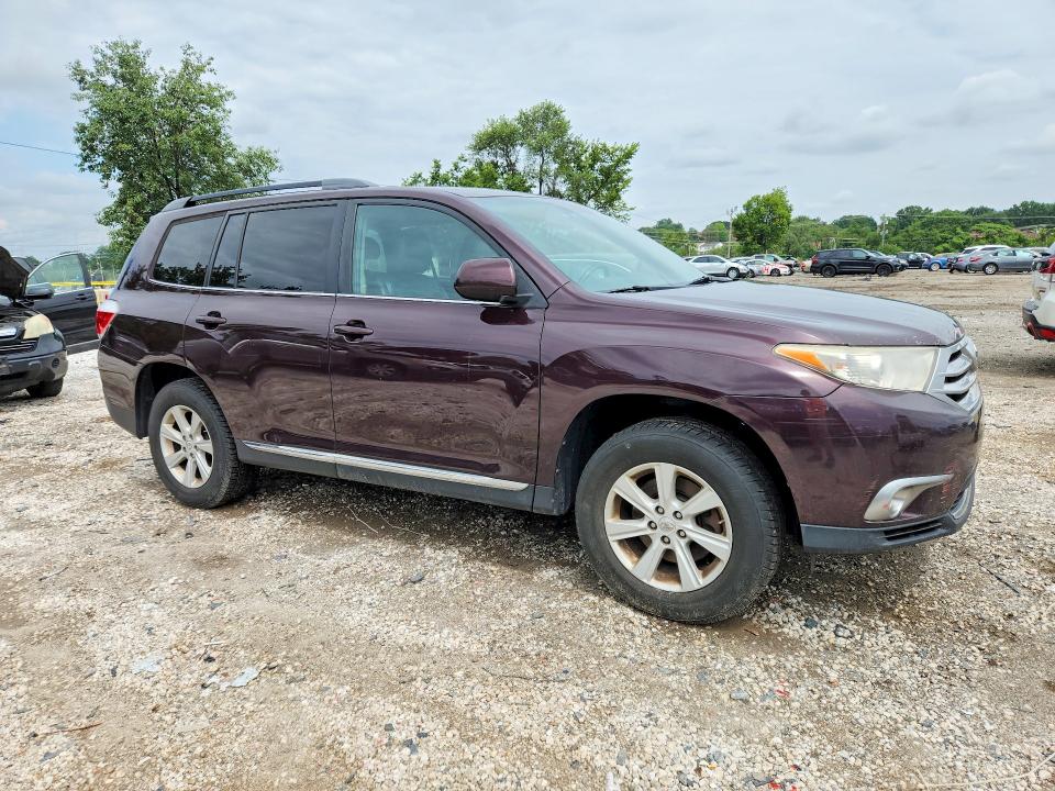 Photo 4 from auction – 2012 TOYOTA HIGHLANDER with VIN 5TDBK3EH6CS114279