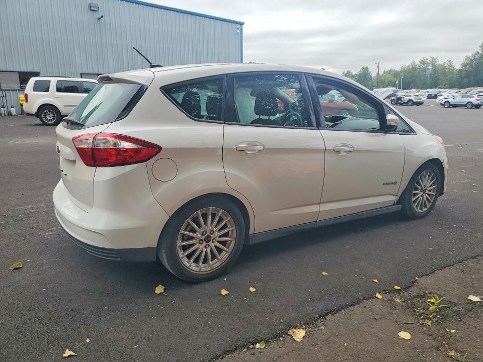 Photo 3 from auction – 2014 FORD C-MAX with VIN 1FADP5AU1EL505052