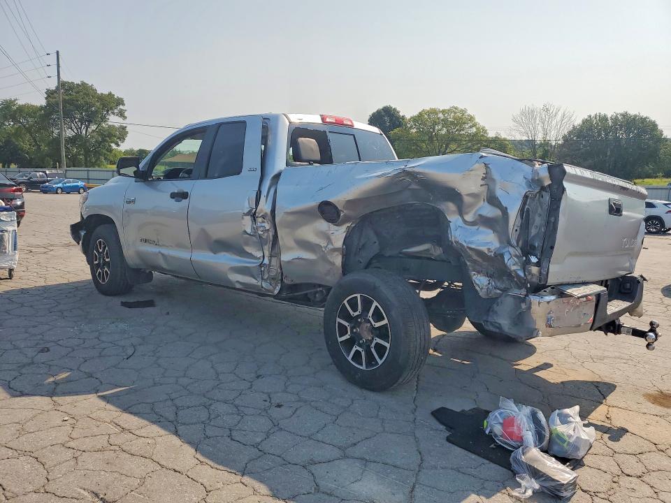 Photo 2 from auction – 2018 TOYOTA TUNDRA with VIN 5TFRY5F12JX241872