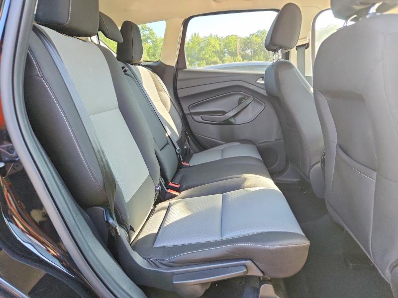 Photo 11 from auction – 2017 FORD ESCAPE with VIN 1FMCU0GD7HUA20644