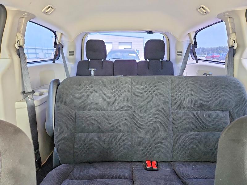 Photo 10 from auction – 2015 DODGE GRAND CARAVAN with VIN 2C4RDGBG5FR512009