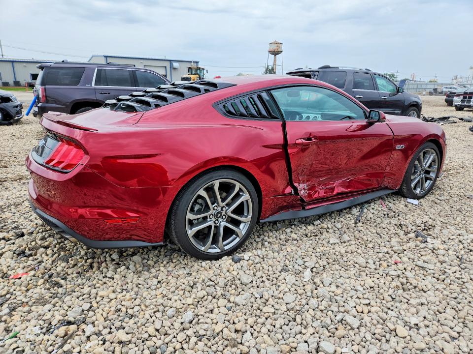 Photo 3 from auction – 2018 FORD MUSTANG with VIN 1FA6P8CF4J5116882