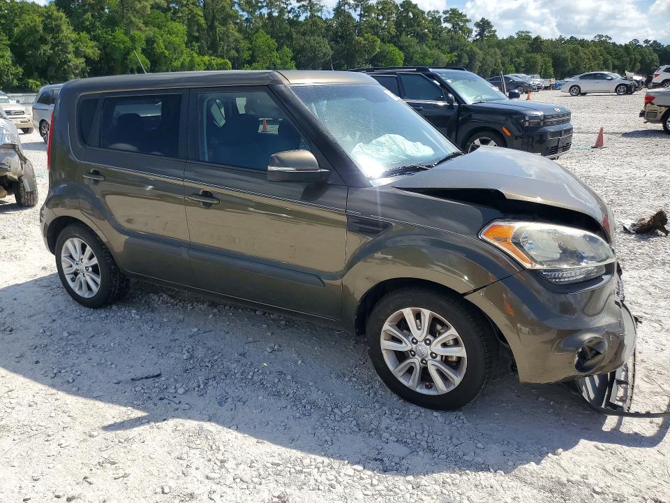 Photo 4 from auction – 2013 KIA SOUL with VIN KNDJT2A61D7520859