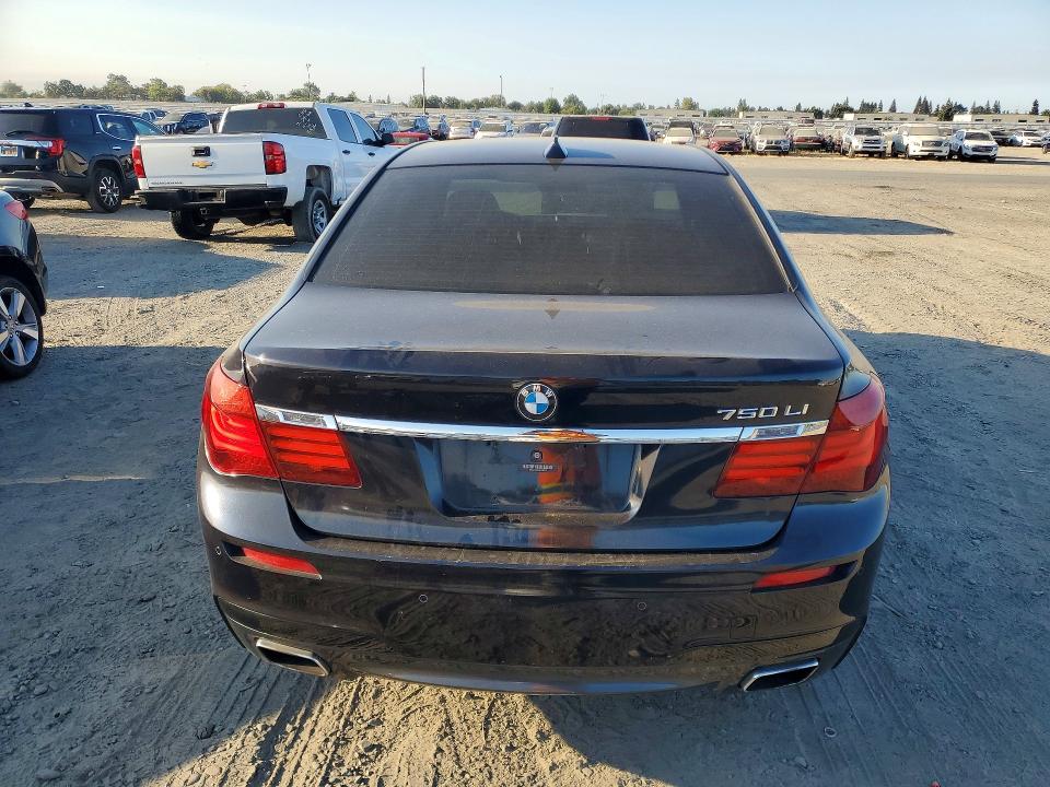 Photo 6 from auction – 2013 BMW 750 with VIN WBAYE8C52DD132702