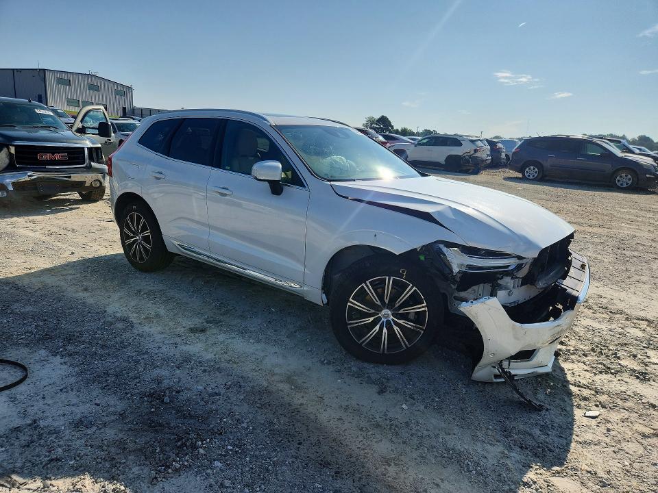 Photo 4 from auction – 2019 VOLVO XC60 with VIN LYV102RL4KB293467