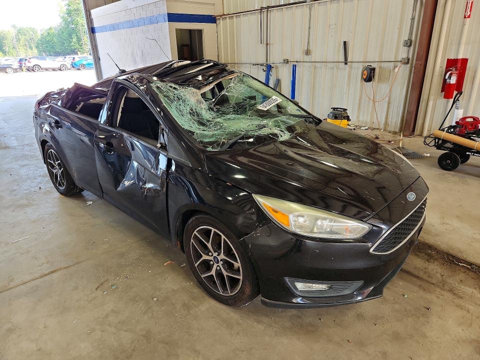 Photo 4 from auction – 2018 FORD FOCUS with VIN 1FADP3H23JL314204