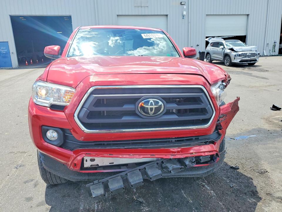Photo 5 from auction – 2022 TOYOTA TACOMA with VIN 3TYRZ5CN2NT019286