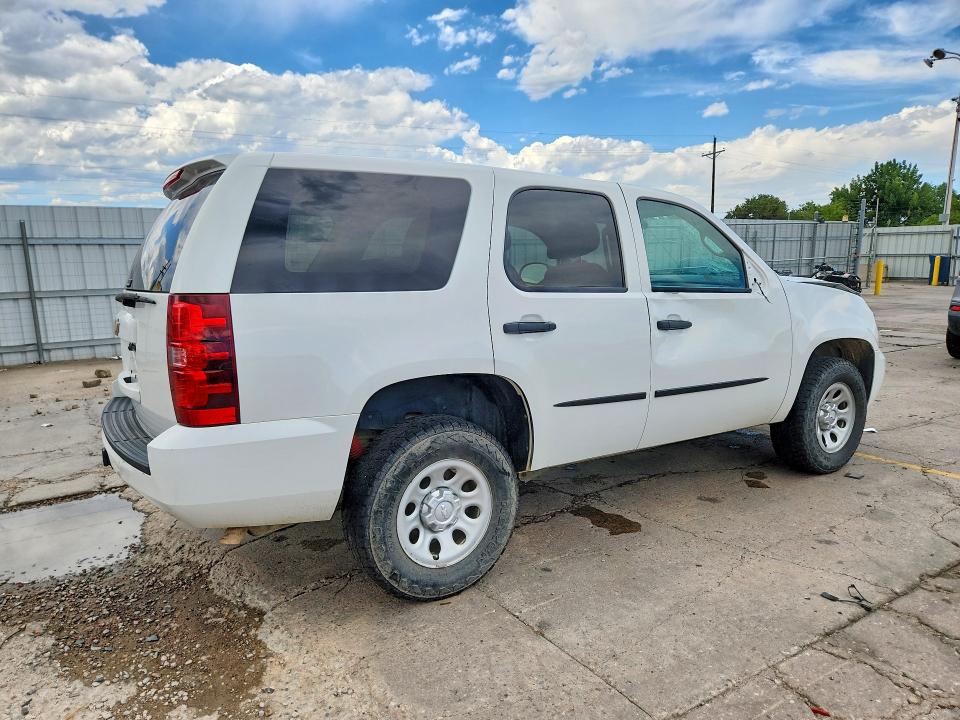 Photo 3 from auction – 2013 CHEVROLET TAHOE with VIN 1GNSK2E08DR272117