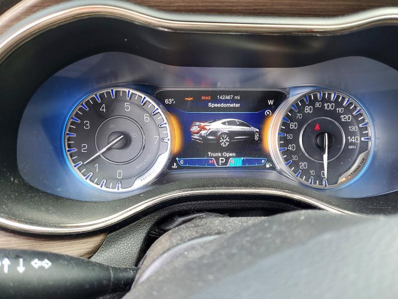Photo 9 from auction – 2015 CHRYSLER 200 with VIN 1C3CCCEG3FN512704