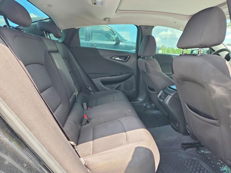 Photo 10 from auction – 2019 CHEVROLET MALIBU with VIN 1G1ZD5ST6KF143219