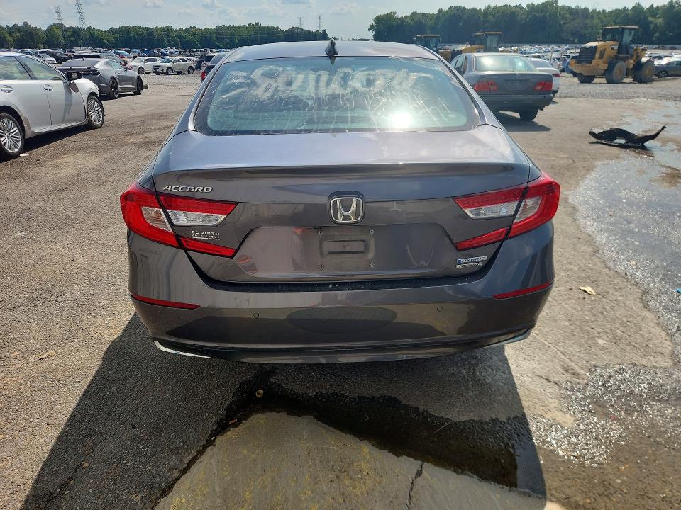 Photo 6 from auction – 2019 HONDA ACCORD with VIN 1HGCV3F97KA014255