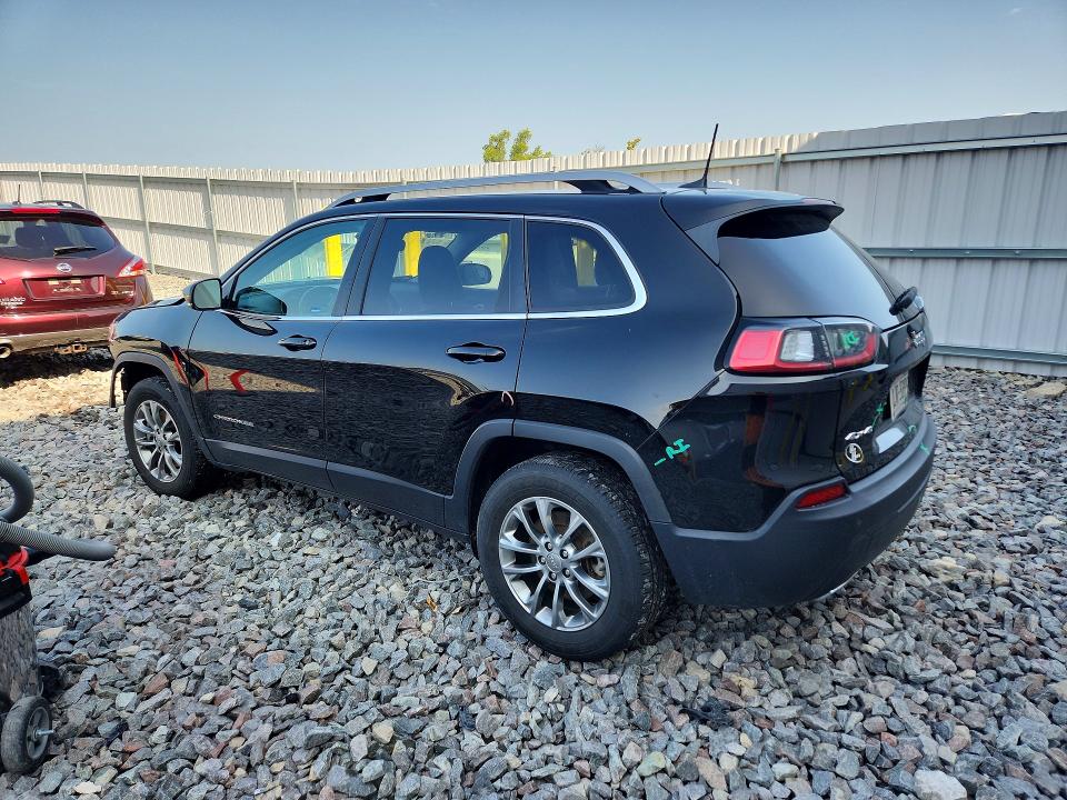 Photo 2 from auction – 2021 JEEP CHEROKEE with VIN 1C4PJMMX0MD121314
