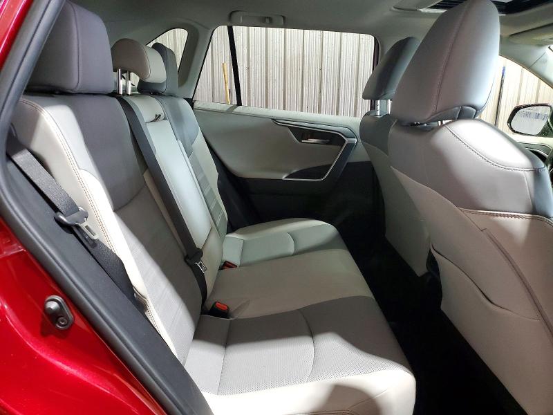 Photo 11 from auction – 2020 TOYOTA RAV4 with VIN JTMN1RFV7LJ026670