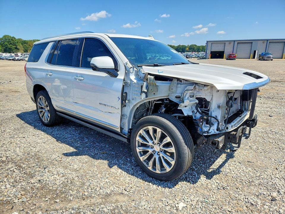Zdjęcie 4 z aukcji – 2022 GMC YUKON z VIN 1GKS2DKL2NR363652