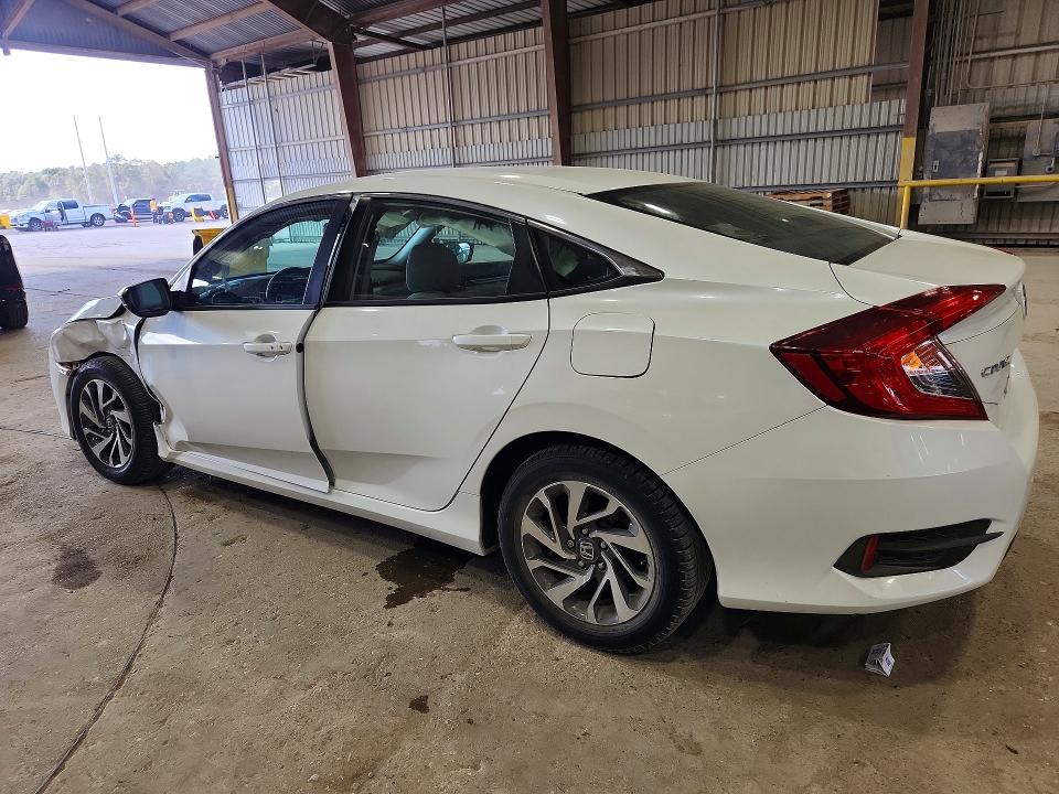 Photo 2 from auction – 2016 HONDA CIVIC with VIN 19XFC2F74GE094161