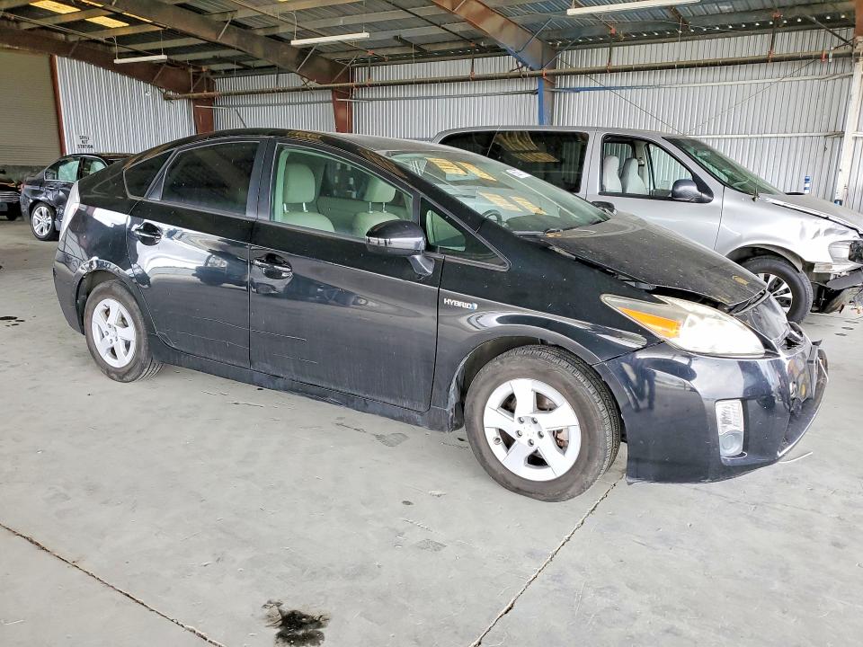 Photo 4 from auction – 2011 TOYOTA PRIUS with VIN JTDKN3DU0B0272737