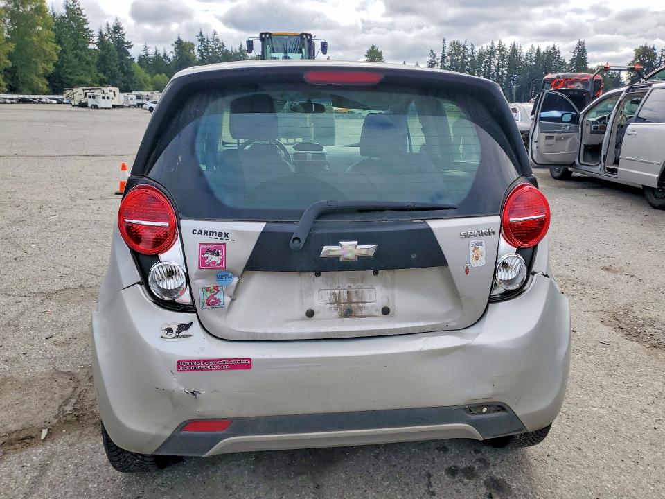 Photo 6 from auction – 2014 CHEVROLET SPARK with VIN KL8CD6S91EC512459