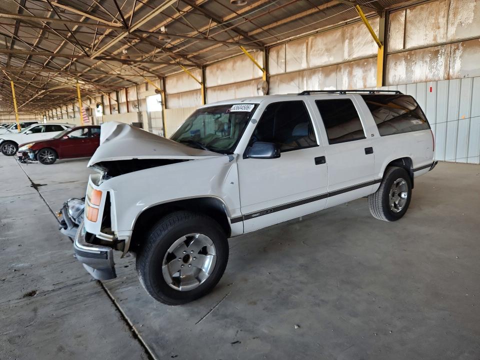 GMC SUBURBAN 1999 with VIN 3GKFK16R8XG503236 - Photo from auction