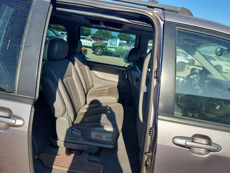 Photo 11 from auction – 2004 MAZDA MPV with VIN JM3LW28J740531326