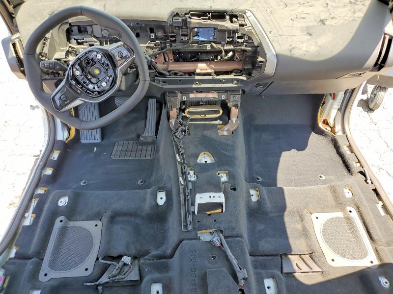 Photo 8 from auction – 2026 BMW X3 with VIN 5UX53GP08T9275710