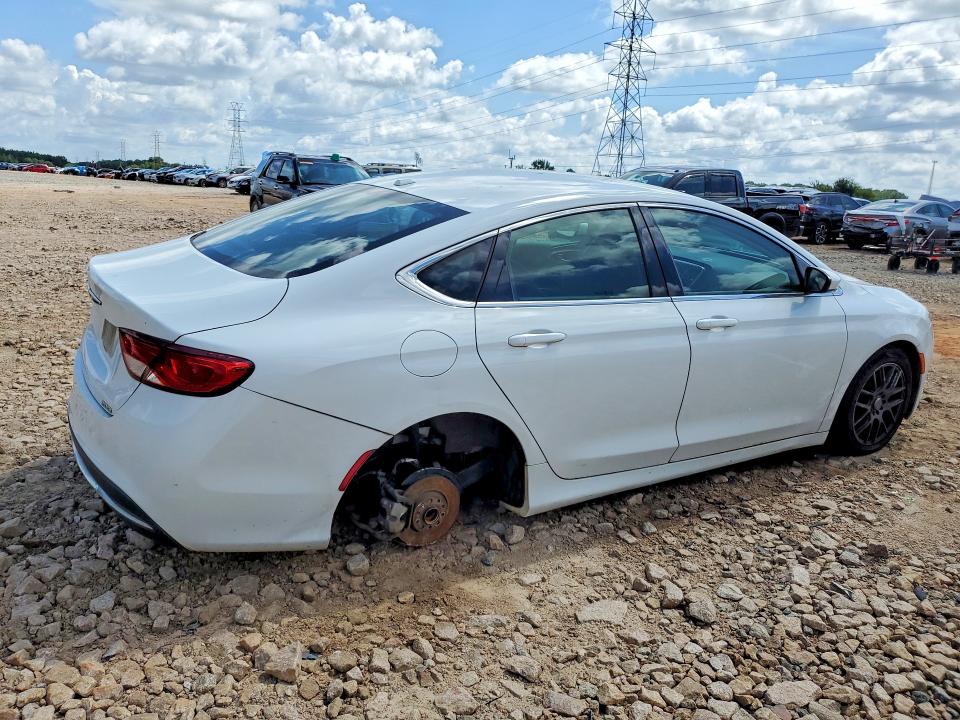 Photo 3 from auction – 2015 CHRYSLER 200 with VIN 1C3CCCAB7FN603873