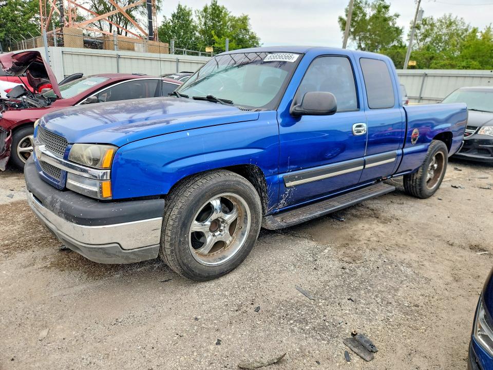 CHEVROLET SILVERADO 2004 with VIN 2GCEC19V241158108 - Photo from auction