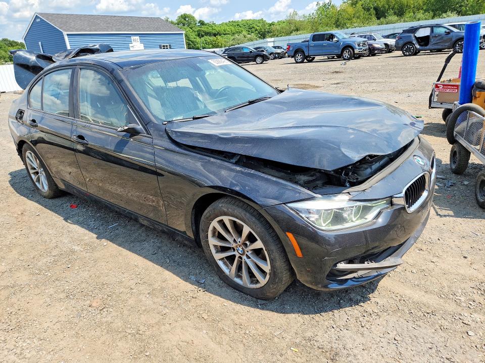 Photo 4 from auction – 2018 BMW 320 with VIN WBA8E5G58JNU48152