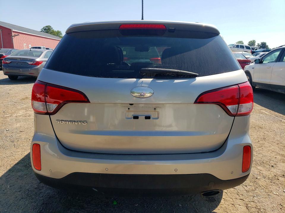 Photo 6 from auction – 2014 KIA SORENTO with VIN 5XYKUDA72EG536840