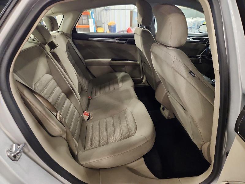 Photo 10 from auction – 2017 FORD FUSION with VIN 3FA6P0H71HR383228
