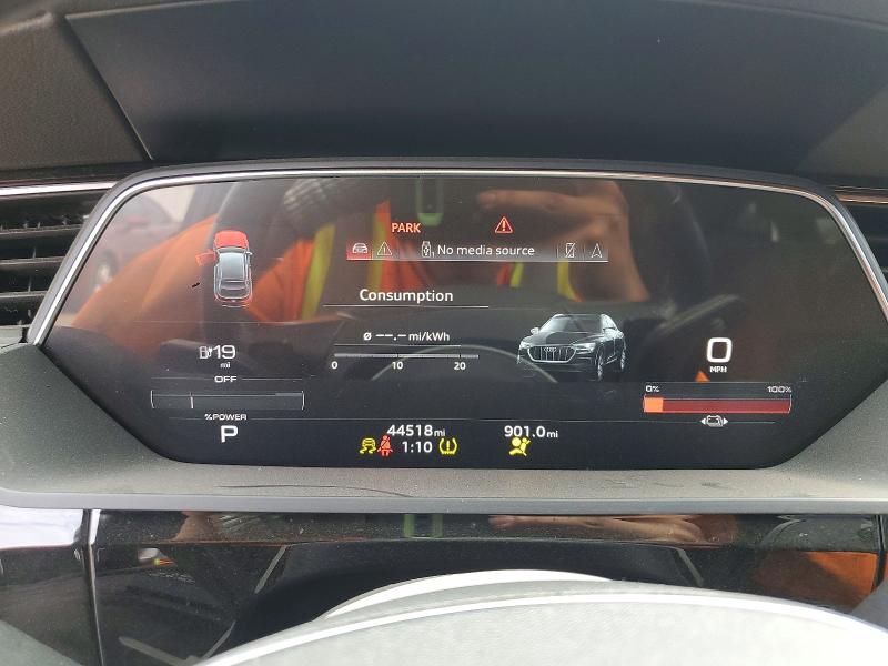 Photo 9 from auction – 2022 AUDI E-TRON with VIN WA12AAGE2NB037229