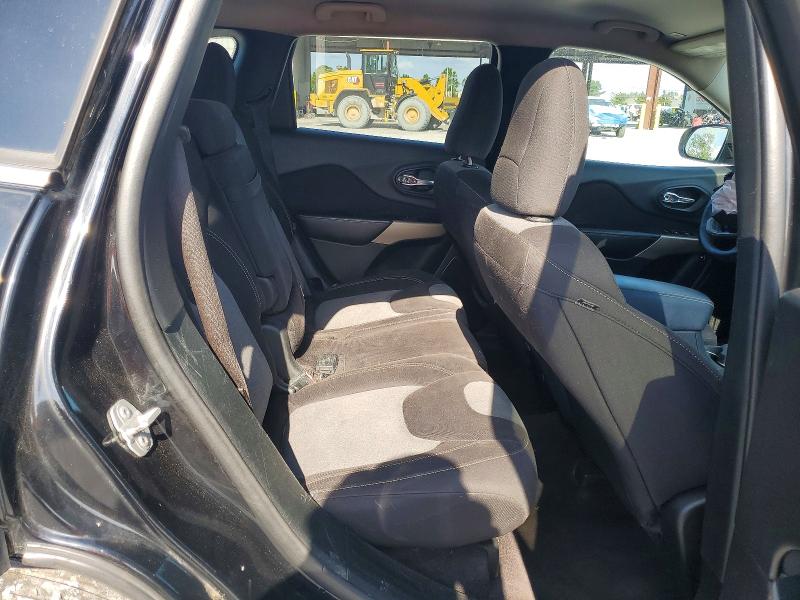 Photo 11 from auction – 2018 JEEP CHEROKEE with VIN 1C4PJLCB8JD595779