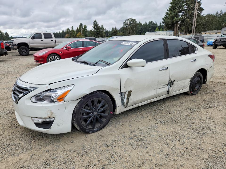 NISSAN ALTIMA 2015 z numerem VIN 1N4AL3AP7FC592020 - Zdjęcie z aukcji