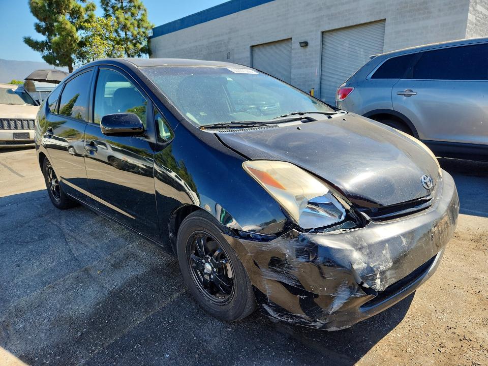 Photo 4 from auction – 2005 TOYOTA PRIUS with VIN JTDKB20U653101938