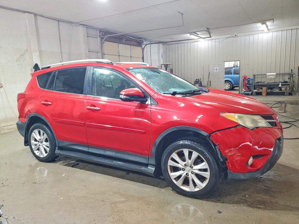 Photo 4 from auction – 2014 TOYOTA RAV4 with VIN 2T3DFREV8EW162423
