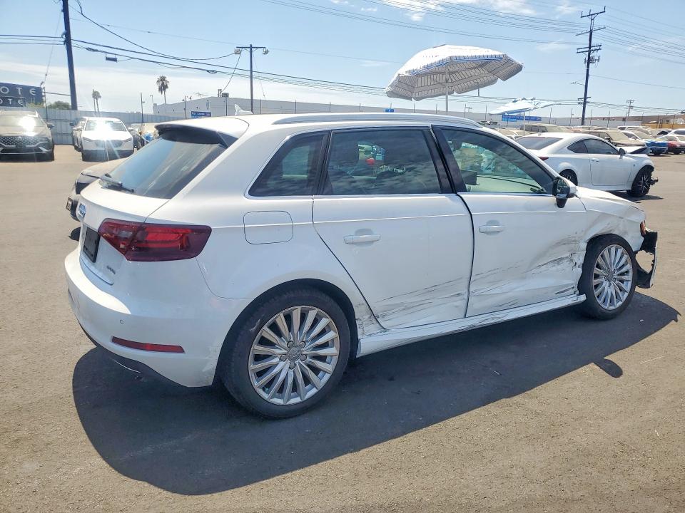 Photo 3 from auction – 2016 AUDI A3 with VIN WAUTPBFF6GA129152