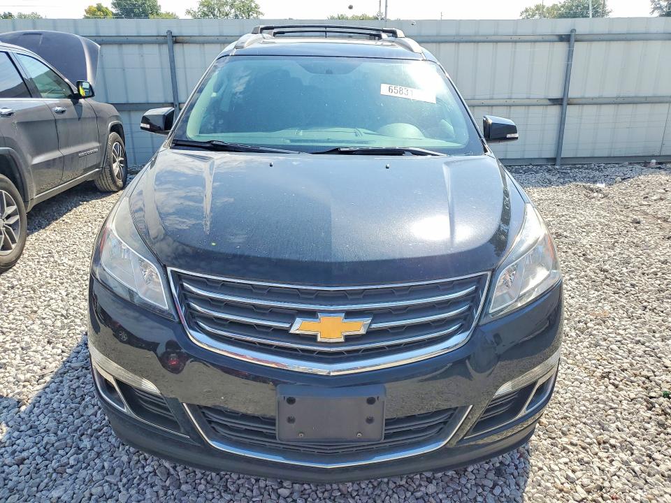Photo 5 from auction – 2017 CHEVROLET TRAVERSE with VIN 1GNKRGKD5HJ265517