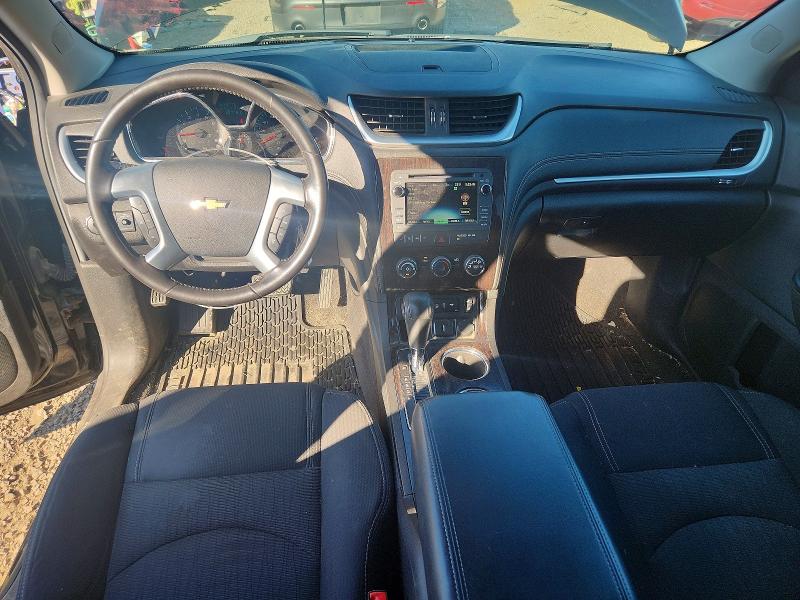 Photo 8 from auction – 2017 CHEVROLET TRAVERSE with VIN 1GNKRGKD0HJ316910